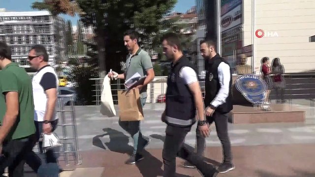 Firari zanlı evine gelince arkadaşıyla birlikte yakayı ele verdi