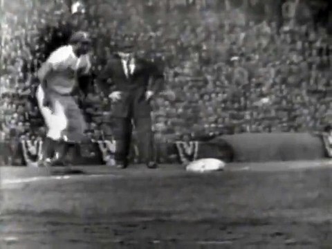 MLB 1952 World Series Game 7 - NY Yankees v Brooklyn Dodgers part 2