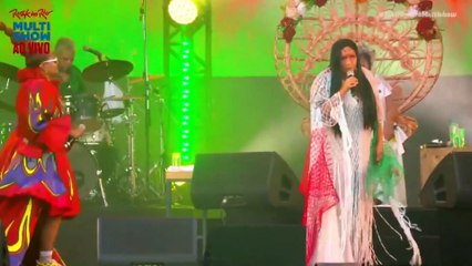 Fafá de Belém canta "Vermelho" no Rock in Rio