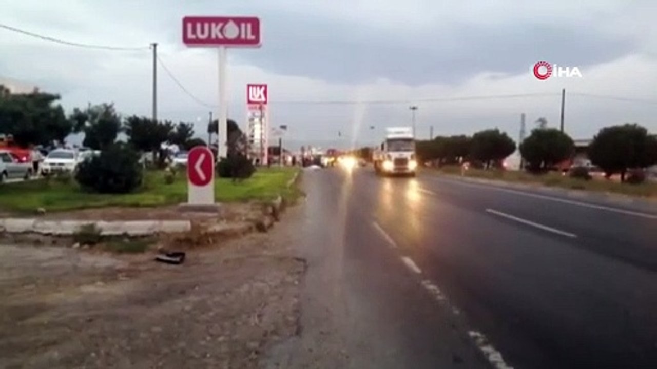İzmir'de feci kaza... Motosikletle kamyonun çarpıştığı kazada anne ve oğlu hayatını kaybetti