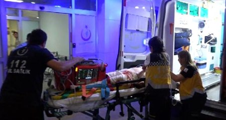 Düzde'de düğüne giden anne-kız, otomobilin çarpmasıyla hayatını kaybetti