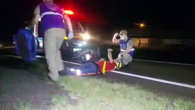 Motociclista sofre fratura após bater contra carro na BR-277