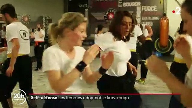 De plus en plus de femmes se mettent au Krav Maga pour neutraliser l'agresseur potentiel en attaquant ses parties intimes, ses yeux ou sa gorge
