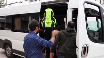 Ege Denizi'nde 40 düzensiz göçmen yakalandı