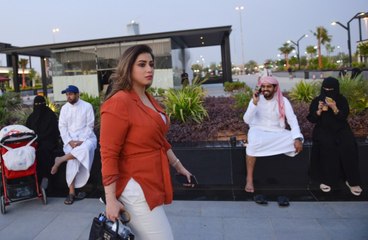 Saudi Arabia Allows Foreign Men and Women To Share Hotel Rooms | Oneindia Malayalam