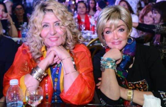 فيديو رد فعل محمود ياسين من نيولوك شهيرة بعد خلع الحجاب