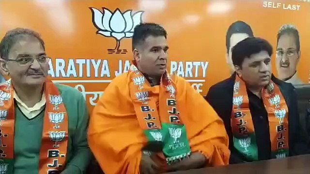 BJP appeals Governor Satya Pal Malik to review security of Kashmiri Political leaders