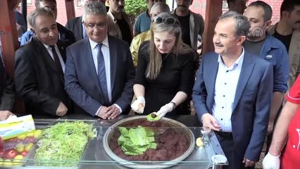 Adıyaman'ın tescilli çiğ köftesine yoğun talep (2)