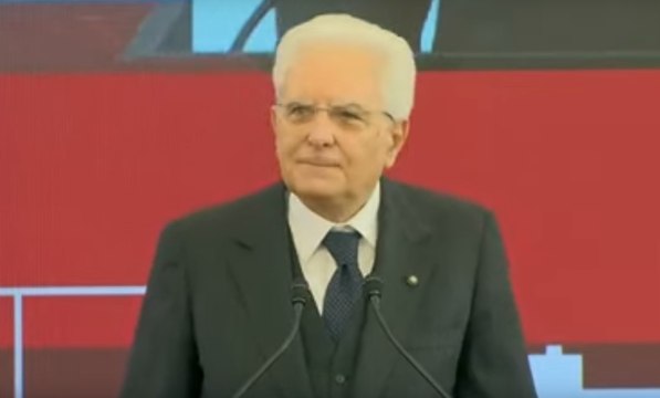 Ferrovia Napoli-Portici, Mattarella ricorda i poliziotti uccisi a Trieste (05.10.19)