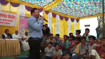 VIDEO : मद्य निषेध शिविर में बहके ASP ने दिए शराब पीने के टिप्स, बोले-'घर में बैठकर पीनी चाहिए'