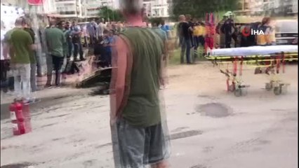 Antalya'da iki otomobil çarpıştı: 6'sı Ürdün vatandaşı 8 yaralı