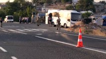 Askeri midibüs ile tır çarpıştı: 15 yaralı - ŞANLIURFA