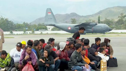 الهدوء يعود لمدينة وامينا الإندونيسية بعد أحداث عنف دامية