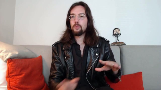 Dutch Farmers Protest Around Den Hague with Tractors, Cause Havoc