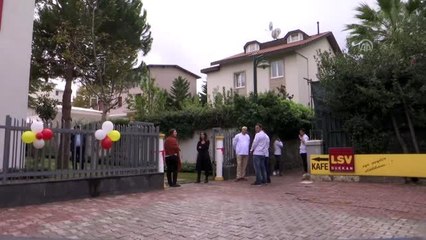 "LSV Kafe ve Dükkan" açıldı
