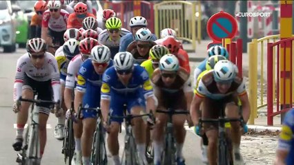 Effroyable chute d'Hodeg et surprise Allegaert : revivez l'arrivée mouvementée du Tour Eurométropole