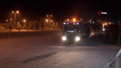 Suriye sınırına askeri sevkiyat yapıldı