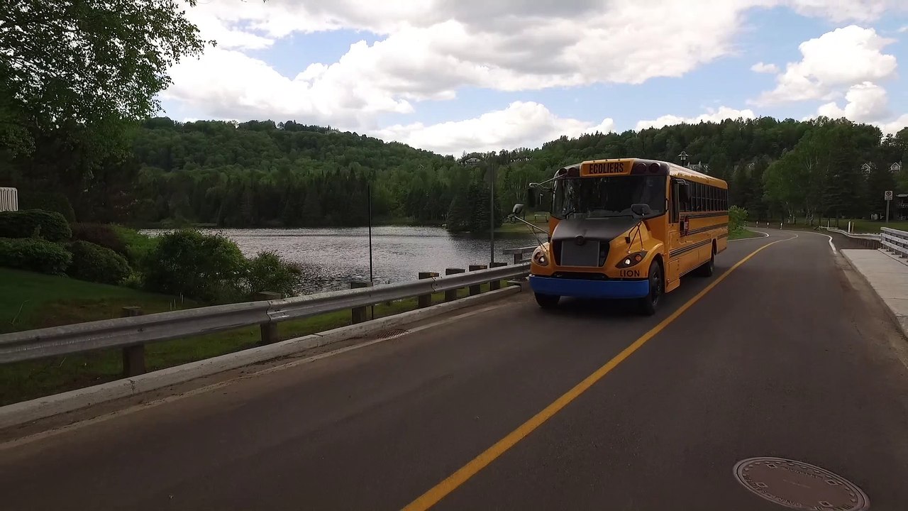 Autobus scolaire électrique