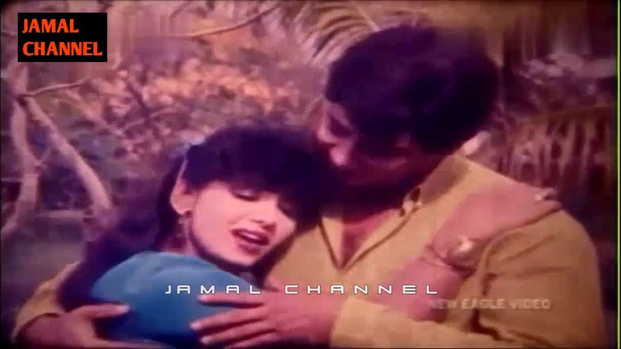 Eto Bhalobasa Ami Rakhi Je Kothay - Runa Laila, Andrew Kishor / Film - Bahar.