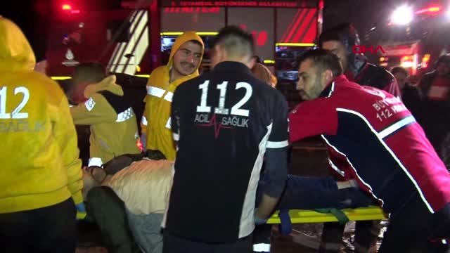 D-100 karayolu'nda bariyer otomobile saplandı: 4 ağır yaralı