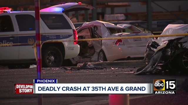 Authorities investigating deadly crash in west Phoenix