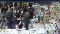 Bursa'da veresiye vermeyen marketçiye öldüresiye dayak kamerada