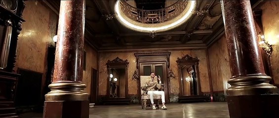 David Oscar - Viata uneori e hoata [videoclip oficial]