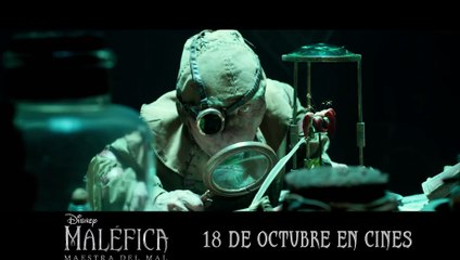 Maléfica Maestra del Mal -  Precaución