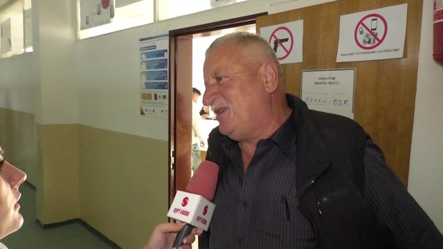 Hapja e qendrës së votimit në shkollën Kadri Kusari -Lajme