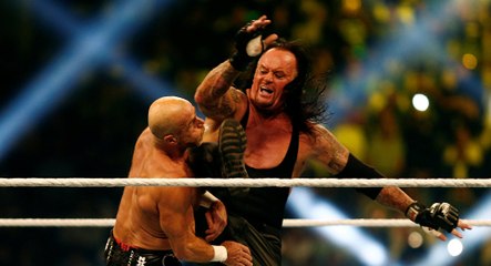 ذا أندرتيكر يدعو محبيه لحضور مهرجان كروان جول في الرياض