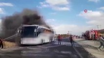 Yolcu otobüsü alev alev yandı... Otobüs adeta kül oldu