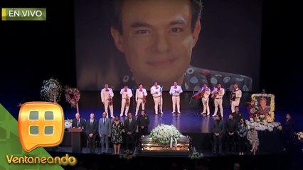 El Alcalde y El Cónsul de México en Miami reconocieron la trayectoria de José José. | Ventaneando