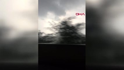 Rize ve artvin'de sel; yollar kapandı, mahsur kalan 3 kişi kurtarıldı