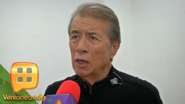 Napoleón brinda un emotivo homenaje a su gran amigo José José. | Ventaneando