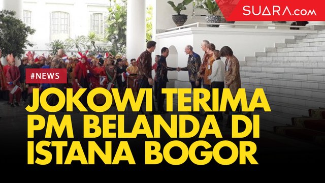 Pakai Batik, PM Belanda Disambut Jokowi di Istana Bogor