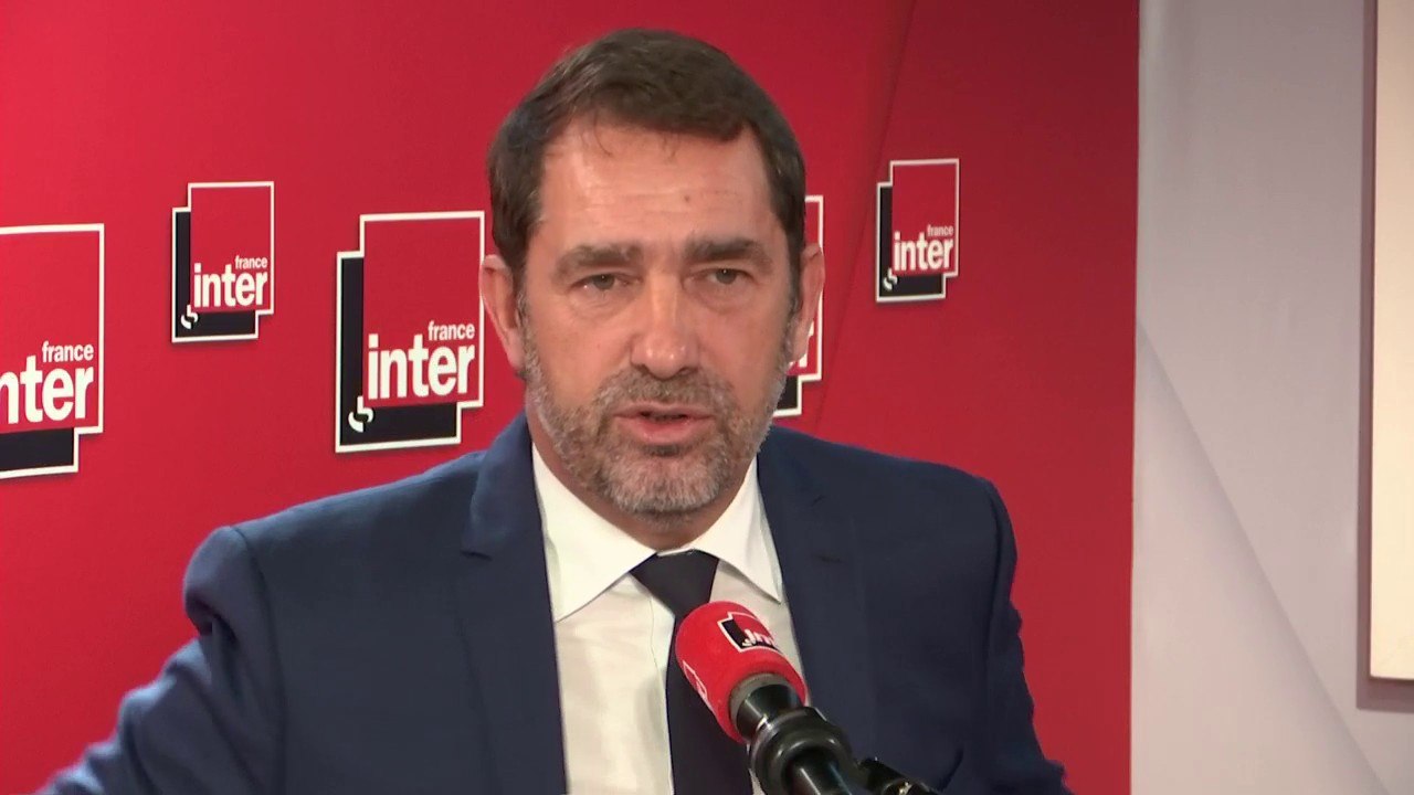 Christophe Castaner : "Je ne me sens pas personnellement responsable. Au moment où la police est déstabilisée, le ministre de l'Intérieur ne doit pas se poser ce genre de questions, il doit diriger son administration pour changer ce qui doit être changé."