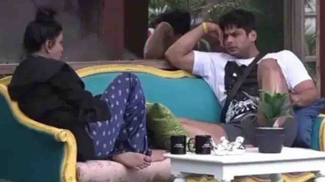 Bigg Boss 13: Koena Mitra complains from Siddharth Shukla for Siddharth Day | FilmiBeat