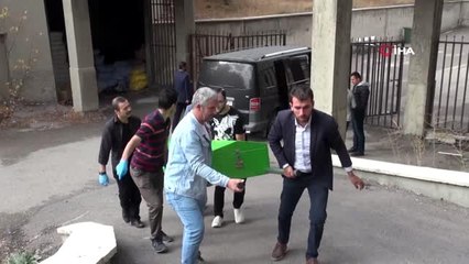 Kuma istemeyen eşini ve kızını feci şekilde öldürdü