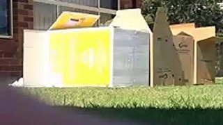 Freerunning 4: Jumping Over 4 Cardboard Boxes