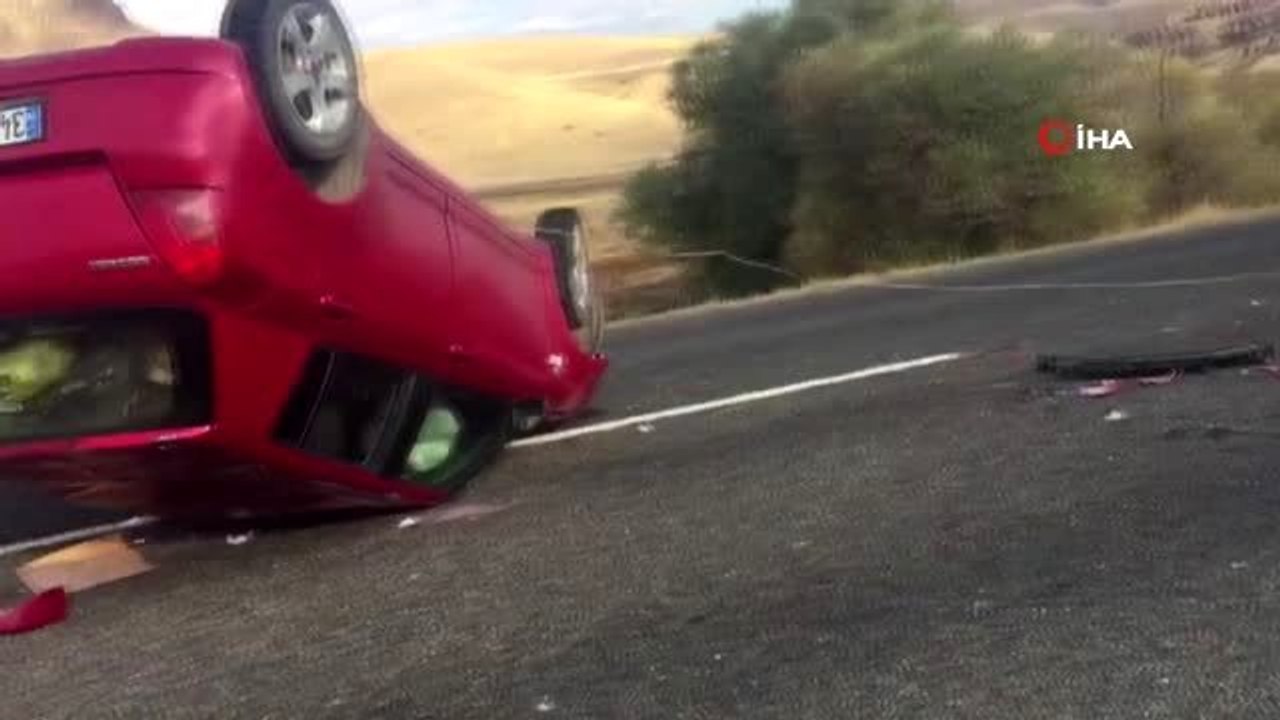 Sürücü direksiyon hakimiyetini kaybetti otomobil takla attı: 1 ölü, 1 yaralı