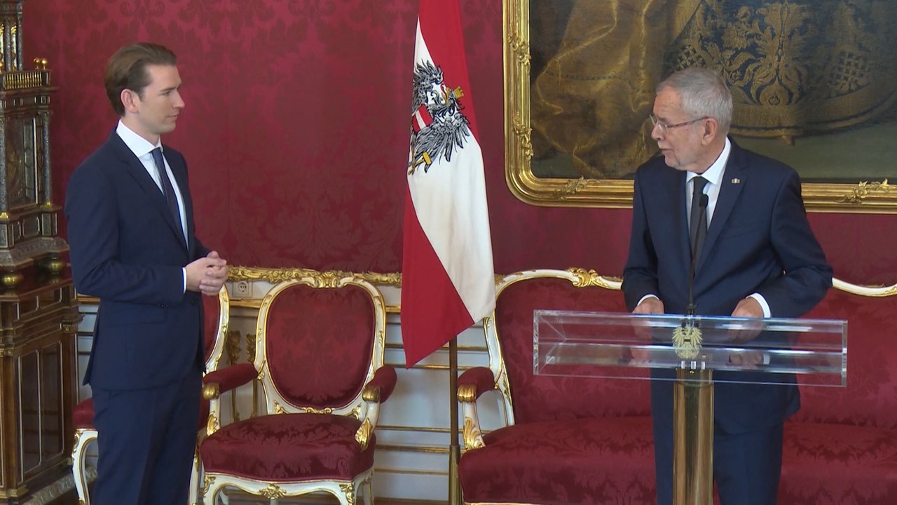 Van der Bellen erteilt Kurz Auftrag zur Regierungsbildung