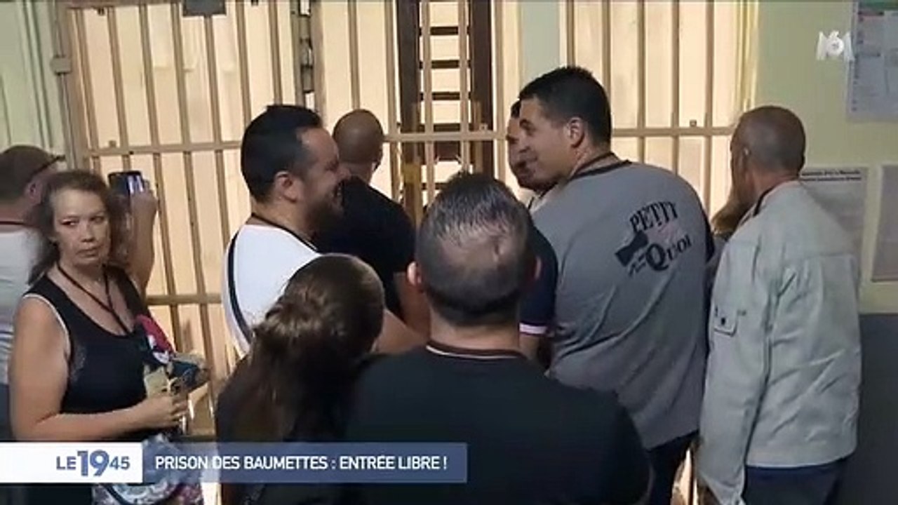 A Marseille, les visiteurs se bousculent pour visiter...  La prison des Baumettes ! Le 19-45 d'M6 a pu filmer l'intérieur de l'établissement