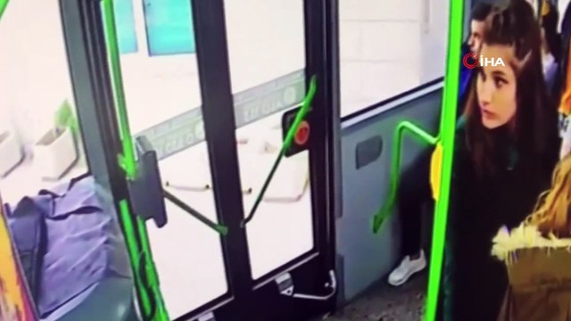 Otobüs şoförü fenalaşan yaşlı kadını güzergah değiştirip hastaneye yetiştirdi