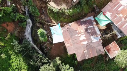 Rize'de dün yaşanan şiddetli yağış sonrası selin yaraları sarılıyor