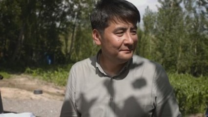 Ashurov, el abogado que cabalgó para ayudar a los apátridas de Asia Central