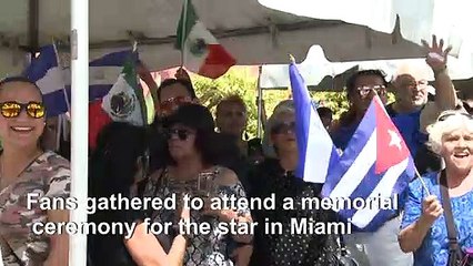 Heartbroken Jose Jose fans bid their final farewells