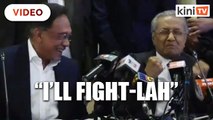 'You want us to fight?' - Dr Mahathir air punches near Anwar in hilarious exchange with the press