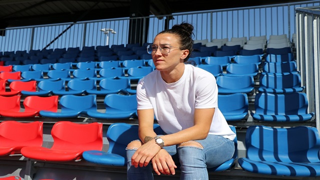 Interview décalée avec Lucy Bronze