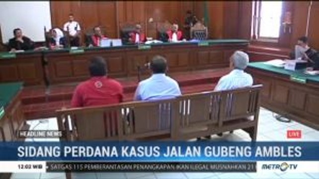 6 Terdakwa Dihadirkan dalam Sidang Perdana Kasus Jalan Gubeng Ambles