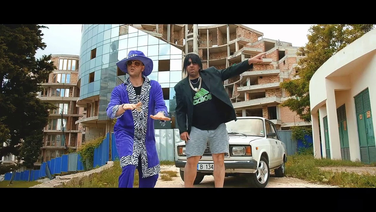 Kreisligalegende & Ikke Hüftgold feat. EFTC -  Wir fahr´n gern zu den Tschechen _ Mallorca Hits 2019 ( 1080 X 1920 )